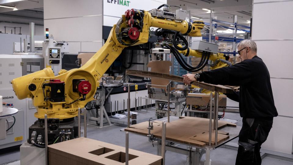 Skal robotpotentialet realiseres til fulde, er de danske virksomheder nødt til at arbejde strategisk med kompetenceudvikling, med investering og prioritering af tid og ressourcer til implementeringen af robotter og automatisering. Arkivfoto: Walther Bølge/ Ritzau Scanpix