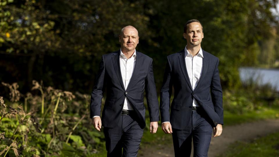 Henrik Sparup (t.v.) og Victor Berg er medstiftere af Snowball Capital, der tager value-stafetten videre fra Benjamin Graham og Warren Buffett.
Foto: Simon Fals