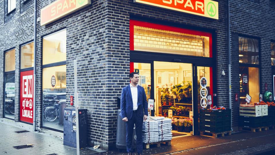 450 mio. kr. skal forvaltes i udviklingen af Spar, Min Købmand og Letkøb, som Esben Keller står i spidsen for. Foto: Thomas Nielsen