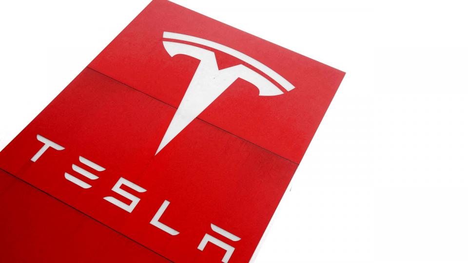 Cykliske aktier i USA har det svært i dagens handel, hvor Tesla igen trækker tungt ned og smider 3,3 pct. Arkivfoto: Matthew Childs/Reuters/Ritzau Scanpix