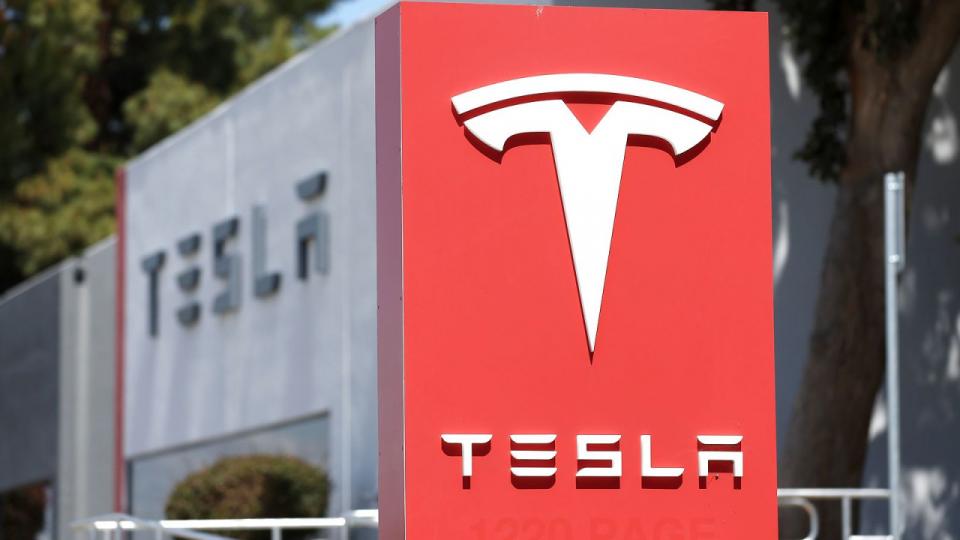 Tesla-aktien stiger fra starten af torsdagens amerikanske aktiehandel med omkring 10 pct. Arkivfoto: Justin Sullivan/AFP/Ritzau Scanpix