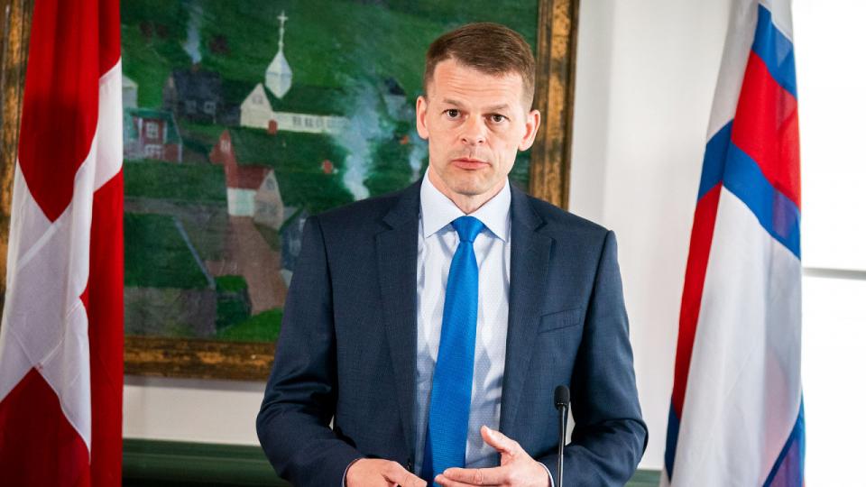 Færøernes lagmand, Bárður á Steig Nielsen (på billedet), har udskrevet valg. Det sker, efter Færøernes landsstyremand for udenrigsanliggender, Jenis av Rana, er blevet fyret i kølvandet på udtalelser om, at han ikke kan se Søren Pape Poulsen (K) som statsminister, fordi De Konservatives formand er homoseksuel. Arkivfoto: Ida Marie Odgaard/Ritzau Scanpix