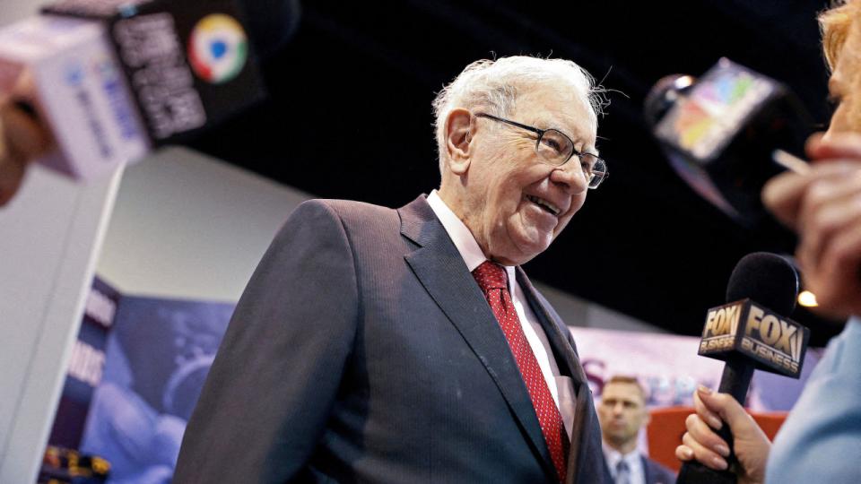 92-årige Warren Buffett er stadig i spidsen for investeringsselskabet Berkshire Hathaway, der er bundsolidt på trods af et gigantisk underskud i årets første ni måneder. Arkivfoto: Scott Morgan/Reuters/Ritzau Scanpix