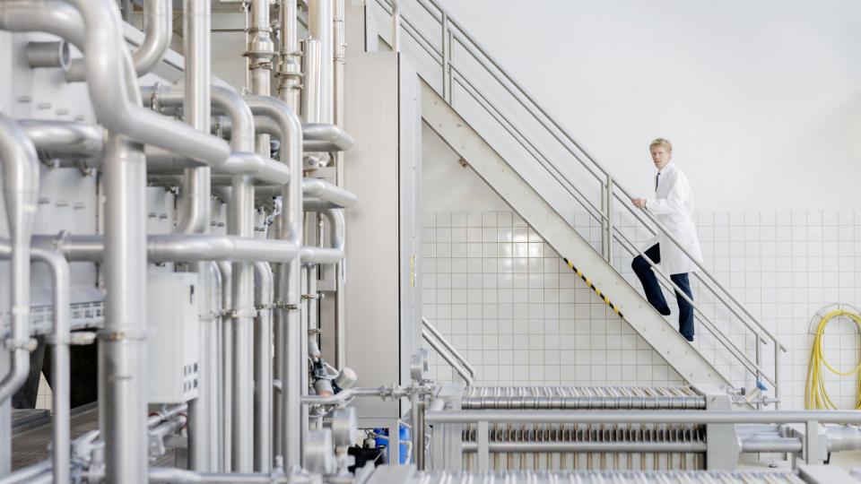 Tobias S. Christensen er tredje generation i chefstolen for Pharmacosmos og vil ikke kommentere salgsforlydender. Arkivfoto: Brage Borup