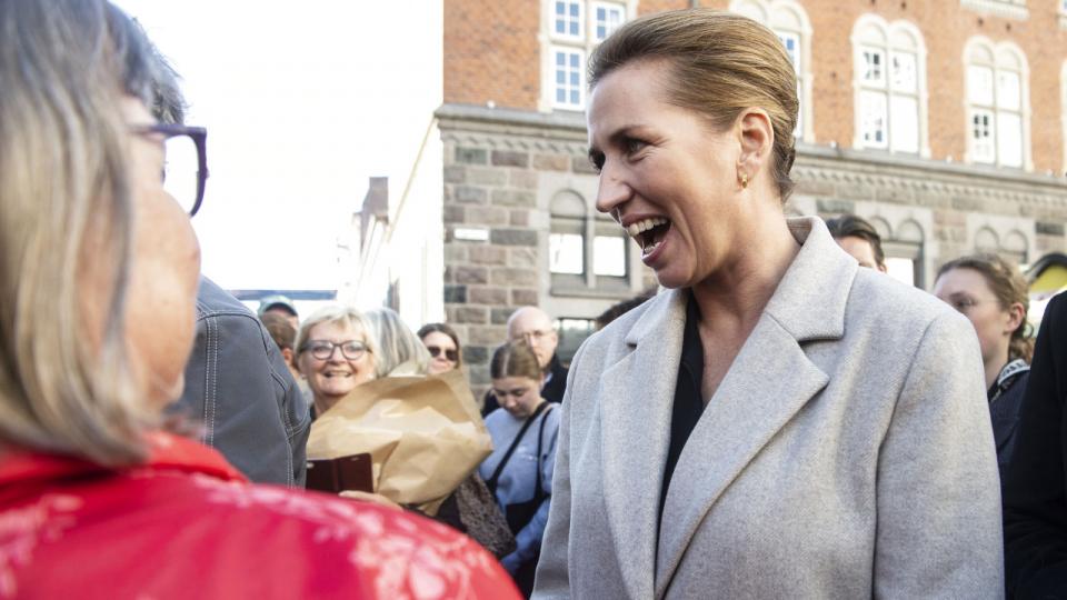 “En regel ind, en regel ud” lyder det fra Mette Frederiksen i regerings udspil, hvor regeringen ønsker at fjerne statslig regulering i den offentlige sektor. Arkivfoto: Helle Arensbak/Ritzau Scanpix