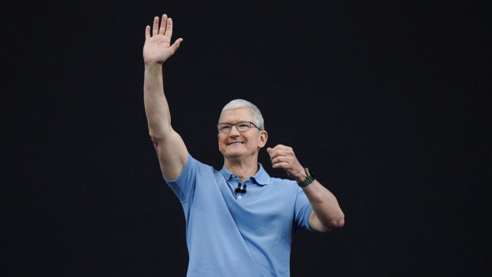 Tim Cook, adm. direktør i Apple, ankom til Danmark tirsdag aften og rejser igen torsdag. Arkivfoto: Loren Elliott/Reuters/Ritzau Scanpix