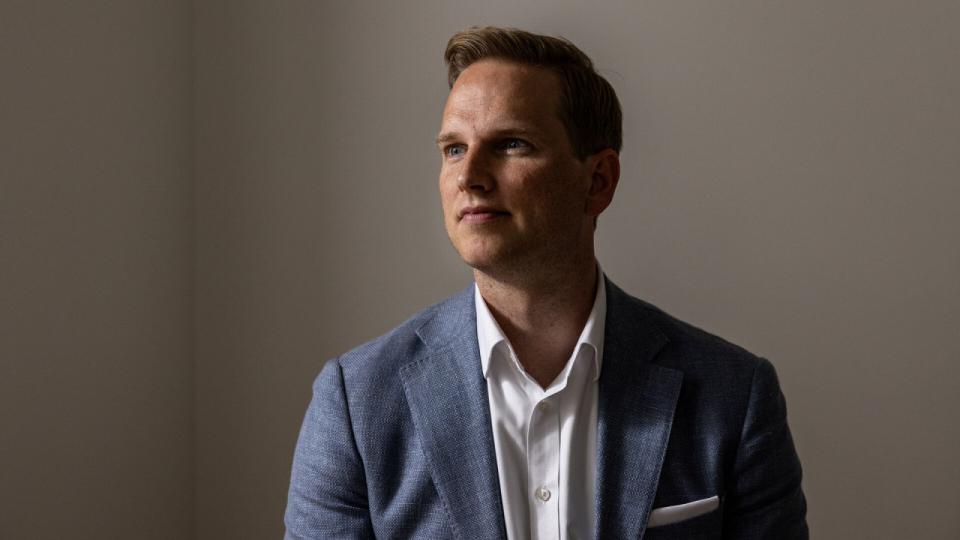 Johan Bangsborg er medstifter og adm. direktør af det uafhængige rådgivningshus Imperium Family Office, der tager hånd om velhavende familier i Danmark. Der er også knopskudt med en afdeling til sportsfolk. Foto: Simon Fals