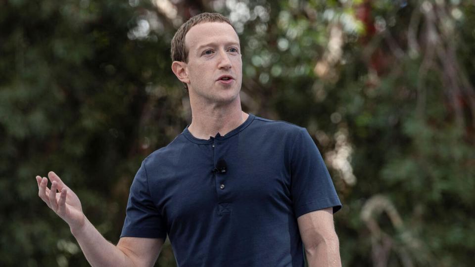 Facebook-stifter og topchef i Meta, Mark Zuckerberg, kalder det “en god start på året”, efter at selskabet onsdag aften har præsenteret regnskab for første kvartal. Arkivfoto: Carlos Barria/Reuters/Ritzau Scanpix