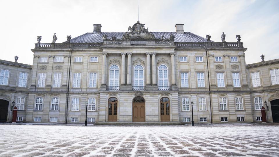 Amalienborg blev kongelig residens, efter at Christiansborg Slot brændte natten mellem i februar 1794. Foto: Thomas Traasdahl/Ritzau Scanpix