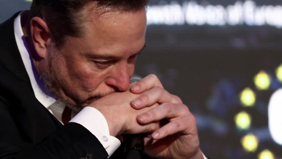 Tesla-aktien er faldet tungt i 2024, hvor selskabet, der har Elon Musk i spidsen, er faldet tungest i S&P 500 i år. Arkivfoto: Lukasz Glowala/Reuters/Ritzau Scanpix