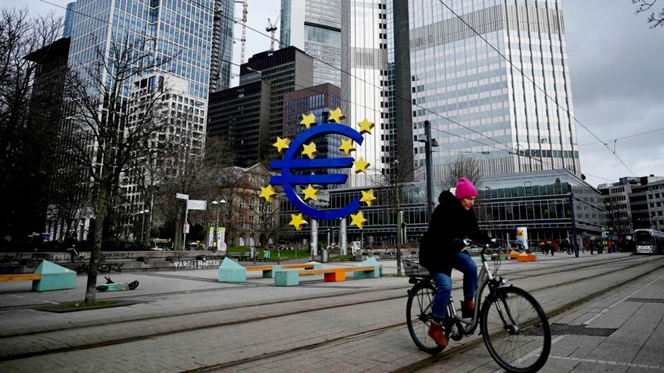 Eurozonen undgik teknisk recession med den lavest mulige margen. Foto: Kirill Kudryavtsev/AFP/Ritzau Scanpix