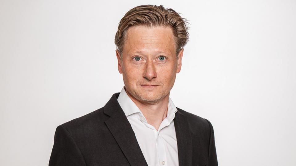 Regeringen vil sænke skatten på generationsskifte, den såkaldte bo- og arveafgift, fra 15 til ti procent, og det skaber et skattehul, mener Erik Bjørsted.
PR-foto