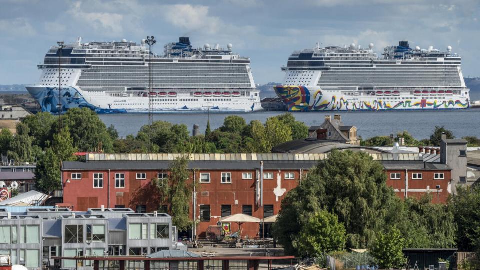 Norwegian Cruise Line Holdings’ skibe Encore og Bliss har hver plads til knap 4000 gæster. Arkivfoto: Søren Bidstrup/Ritzau Scanpix