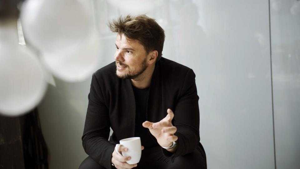 Bjarke Ingels glæder sig over, at hans tegnestue i 2023 kan slå ny omsætningsrekord, der bl.a. er drevet af større projekter i udlandet. PR-foto: BIG