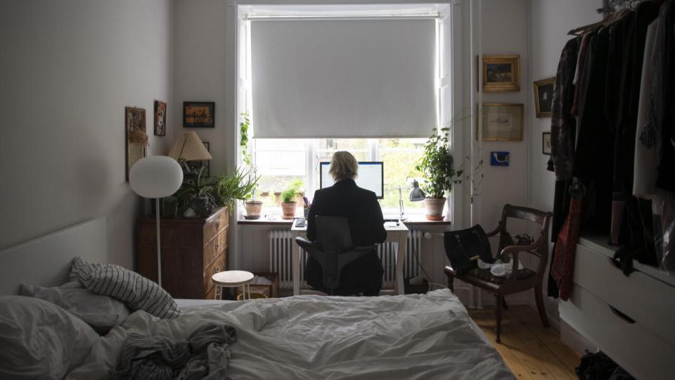 Under coronakrisen stiftede mange bekendtskab med hjemmearbejde. Det er gået hen og er blevet et hit for mange danskere, og 40 pct. arbejder nu hjemmefra, viser nye tal. Arkivfoto: Christian Lindgren/Ritzau Scanpix