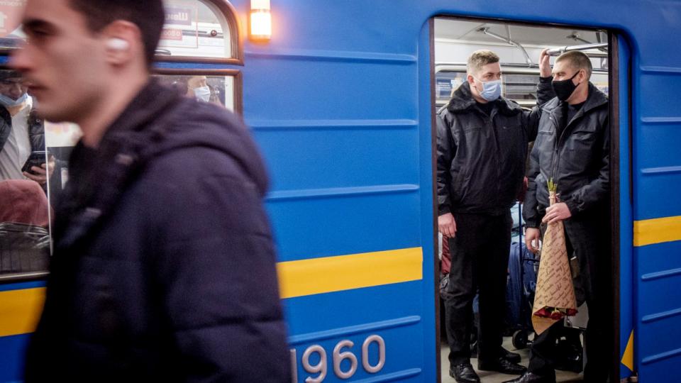 Ukraine indkalder ca. 35.000 reserver til hæren, fordi frygten for en russisk invasion vokser. Foto: Christopher Occhicone/Bloomberg
