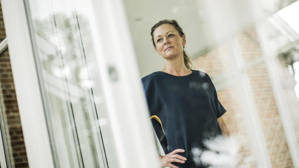 “Forbrugerne bruger stadig mest på rejser og oplevelser, men nogle er igen begyndt at købe økologiske frugt og grønt samt mejeriprodukter,” siger direktør Louise Byg Kongsholm, der følger forbrugertrends 
og udviklingen i detailhandelen tæt. Arkivfoto: Michael Drost-Hansen
