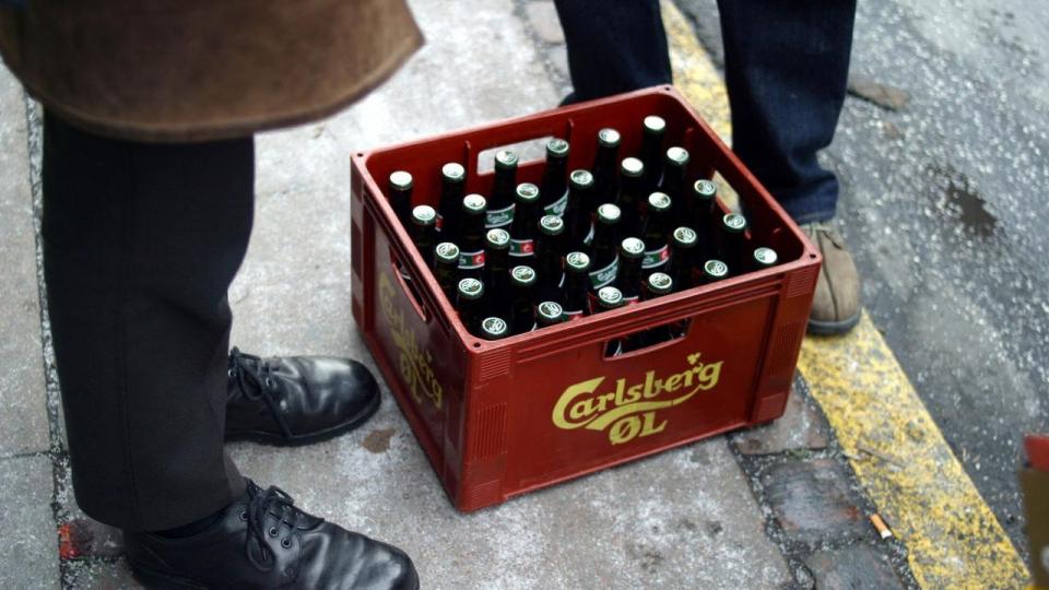 Onsdag præsenterer Danica Pension og en række foreninger et katalog med konkrete politiske forslag, der skal forbedre danskernes sundhed. En del går på at begrænse adgangen til alkohol.