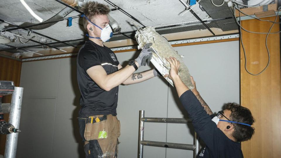 Bevaring og renovering koster mindre end nedrivning og nybyggeri i et totaløkonomisk perspektiv, skriver dagens klummeskribent. Fotoet er fra renoveringen af Nationalbanken 