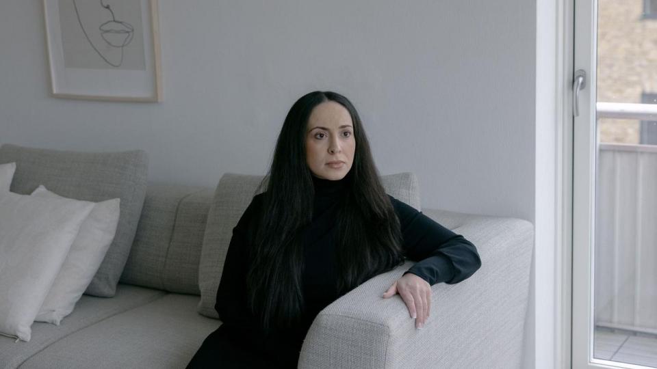Sidste år oplevede Suzan Al-Sheikhly Tasneem at miste sit ufødte barn. Nu har hun valgt at tegne en særlig forsikring for at føle ekstra tryghed gennem sin graviditet. 