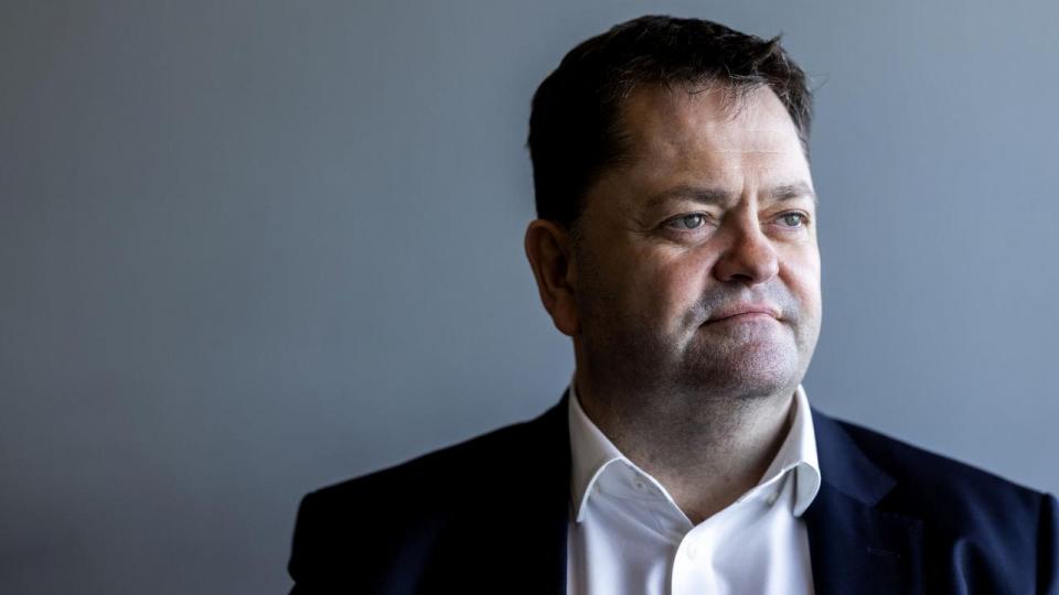 Paul Chaplin, topchef i Bavarian Nordic, løfter mandag sløret for de foreløbige resultater i 2024 samt giver en prognose for det indeværende år.