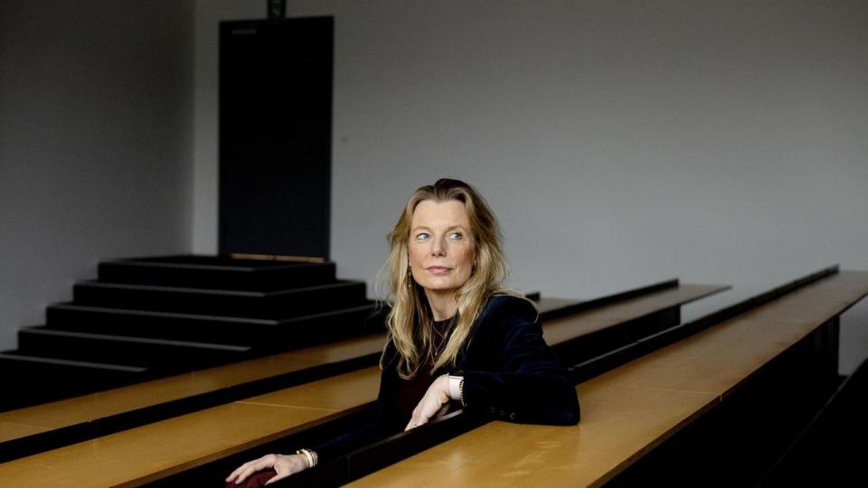 “Jeg bliver selvfølgelig bekymret på mit køns vegne. Hvis ikke vi dyrker AI, får vi ikke adgang til de job, som vi skal have,” siger Karina Tewes, HR-direktør i Atea.