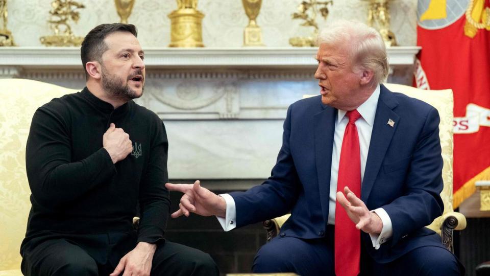Præsident Zelenskyjs besøg i Det Hvide Hus udviklede sig dramatisk fredag eftermiddag dansk tid.