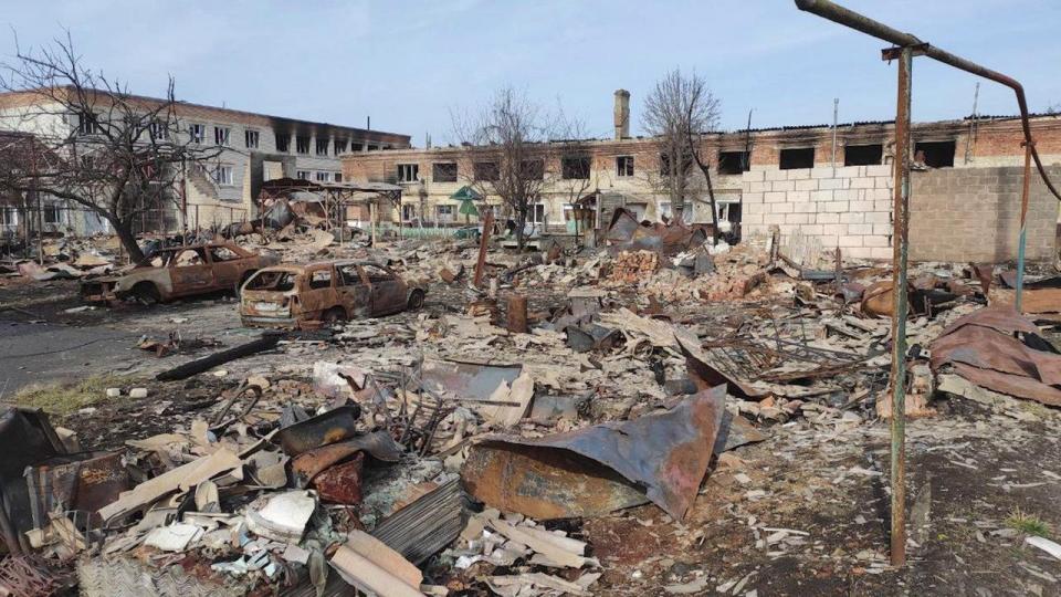 Rusland hævder at have kontrol over Sudzja i den russiske Kursk-region, hvor Ukraine gik ind sidste år.