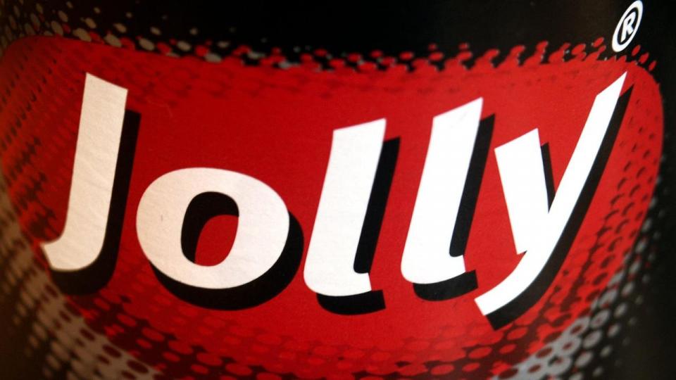 Jolly Cola oplever stærk vækst lige nu, fordi mange fravælger Coca-Cola og Pepsi.