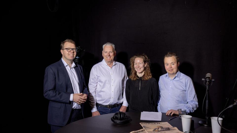 Der er ikke for sent at sætte sine penge til at arbejde i det europæiske aktiemarked. Vækstestimaterne ser gode ud de næste mange år fremad, lyder det fra investor Ole Søeberg og Johannes Møller i denne uges udgave af “Børsen Investor”-podcasten. Fra venstre: Johannes Møller, Ole Søeberg, Gro Høyer Thielst og Simon Kirketerp.