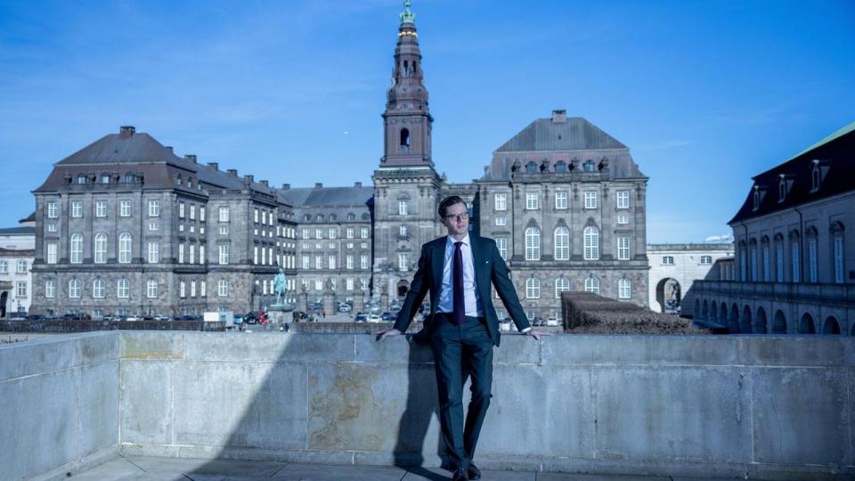 LA-leder Alex Vanopslagh kommer nu med sin økonomiske plan, som indebærer store skattelettelser. Han vil gøre LA til et “bærende regeringsparti”. 