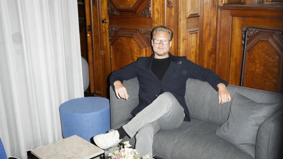 Christian Brøndum blev i 2022 udpeget som Ulla Brockenhuus-Schacks afløser og tog over i 2023. 