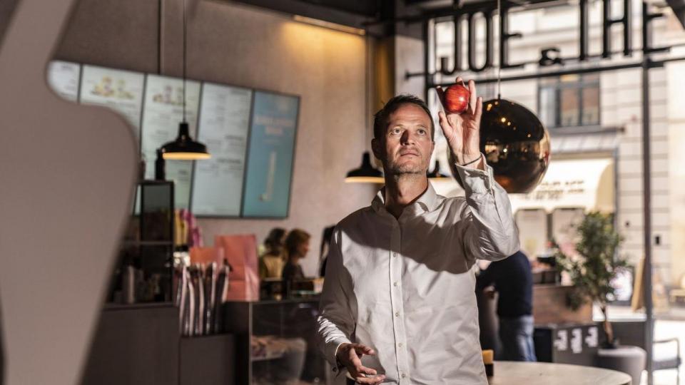 Thomas Nørøxe har været topchef i Joe & The Juice siden 2021. Efter et regnskab med stor fremgang forbereder han en kæmpe butiksudrulning de kommende år. 