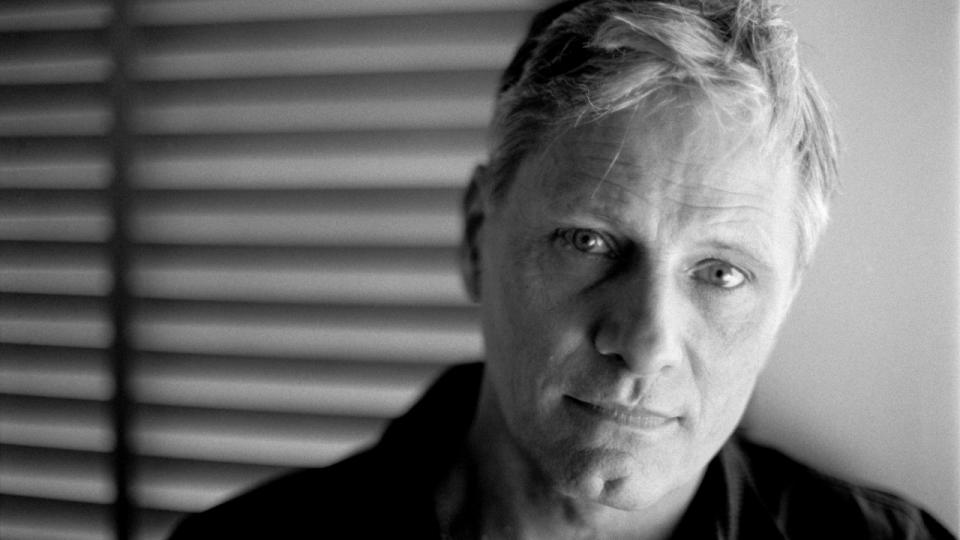 Viggo Mortensen, der både har dansk og amerikansk pas, har en stor interesse for politik, hvilket skinner igennem i hans filmvalg. Lige nu er han aktuel med “Falling” om kampen mellem liberale og konservative værdier. Fotos: Andreas Vinther