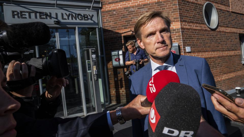 Kristian Thulesen Dahl var blandt vidnerne i sagen mod Morten Messerschmidt. Da Messerschmidt har anket dommen på seks måneders betinget fængsel, kan han fortsætte sit arbejde på Christiansborg, fastslår Thulesen. (arkivfoto).