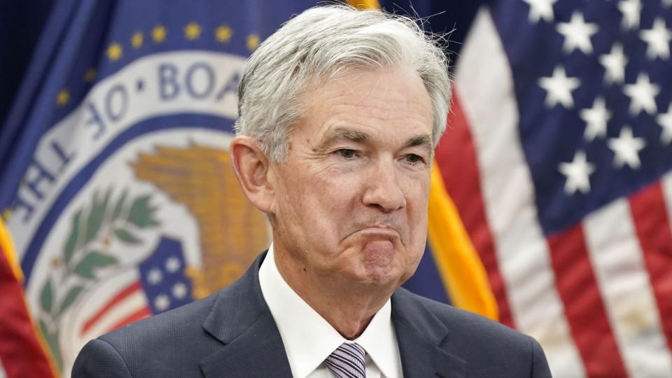 Flere og flere iagttagere peger på, at den amerikanske centralbank og formand Jerome Powell nu reelt må vælge mellem inflation eller recession, når den skal beslutte, hvor meget den toneangivende rente skasl løftes. Arkivfoto: Patrick Semansky/Ritzau Scanpix