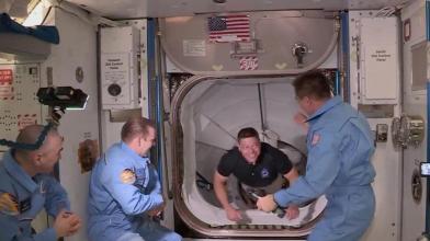FAKTA: SpaceX-astronauter lander på