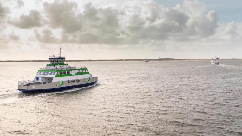 Grønne færger venter i skuffen på udbud: kan ruterne emissionsfrie med det samme og med dansk Lad os nu få det gjort”